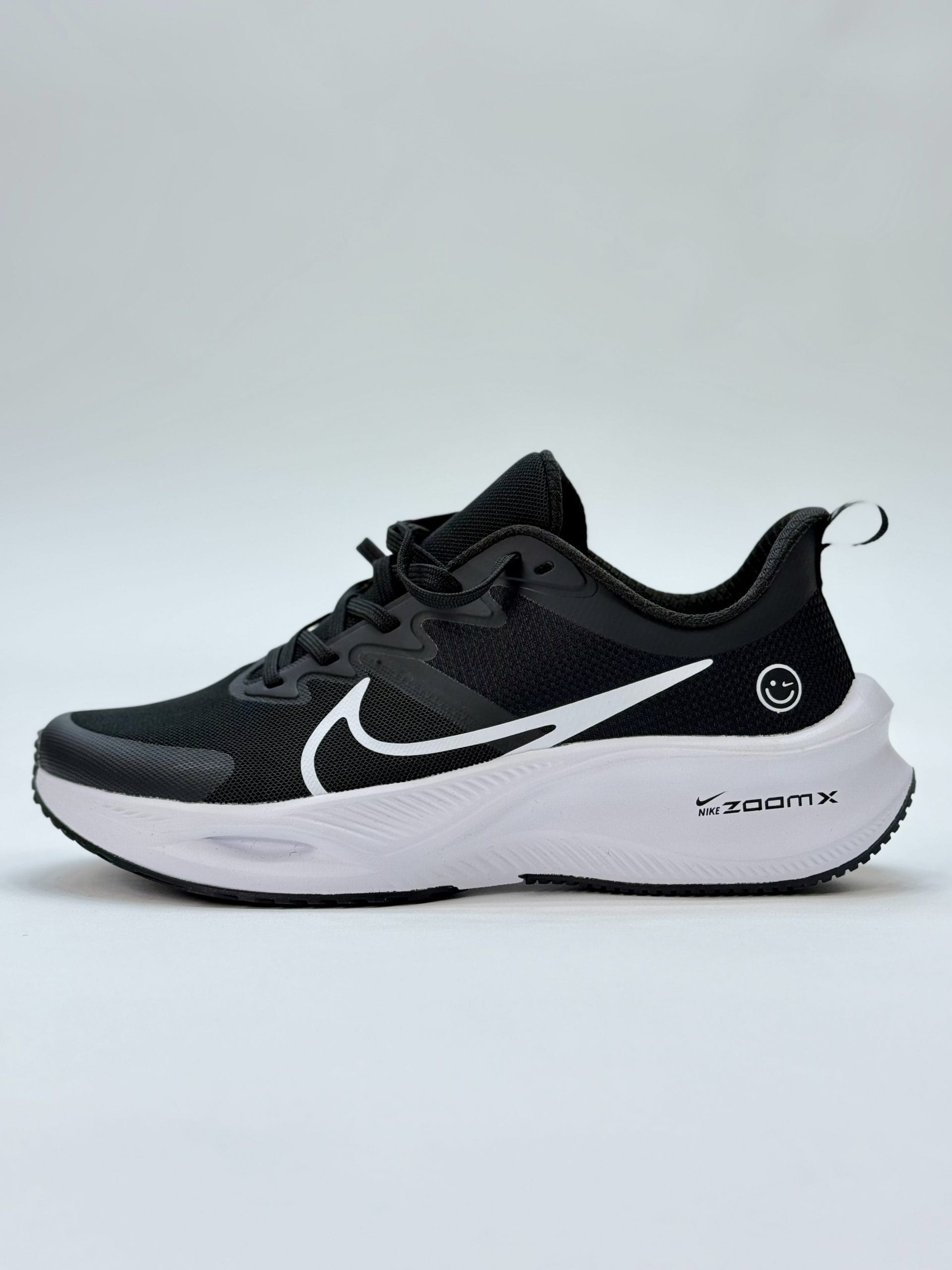 کفش نایک زوم ایکس لبخندی