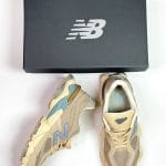 کفش نیوبالانس مدل ۹۰۶۰ کرم