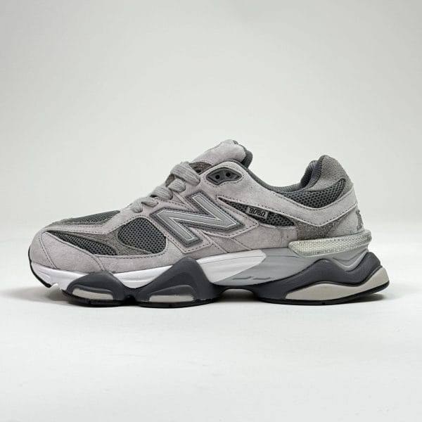 کفش نیوبالانس ۹۰۶۰ خاکستری