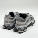 کفش نیوبالانس ۹۰۶۰ خاکستری